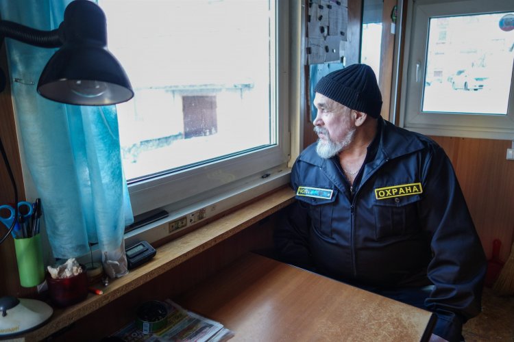 Берут под охрану объект а потом не знают как его охранять