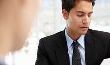 А может к вам просто слишком сложно устроиться?