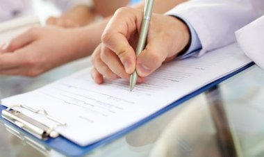 Работники самостоятельно проходят обязательные медосмотры