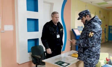 Выявлены факты оказания охранных услуг работниками, которые не имеют правового статуса частного охранника.