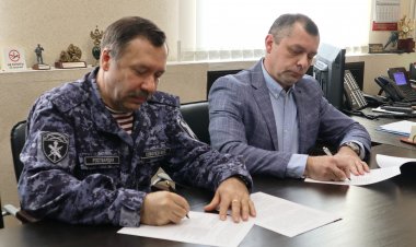 Управление Росгвардии по г. Санкт-Петербургу и ЛО и объединение руководителей охранных структур Ленинградской области заключили соглашение о взаимодействии